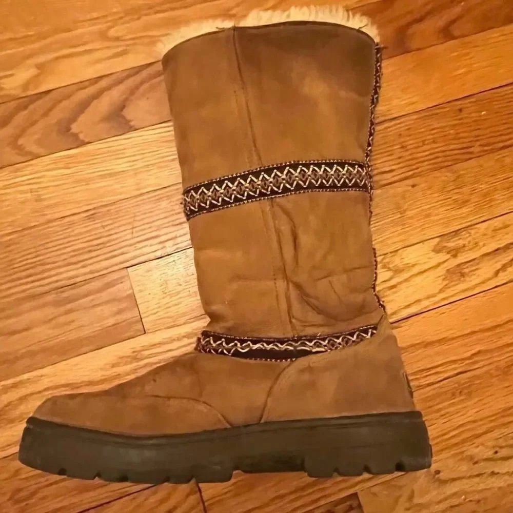 UGG Brown Suede Boots with Knit Accents
